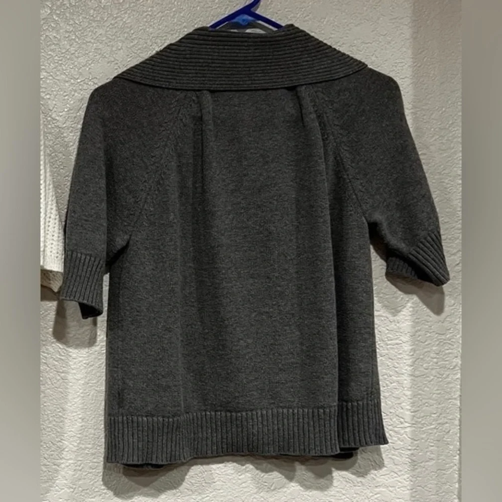 Cardigan - Picture 4 of 4